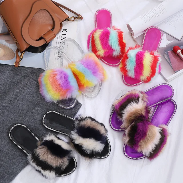 

2022 Fashion Women Jelly Sandals Rainbow Diamond Slippers Flat Transparent Slides Female Fur Furry Slippers