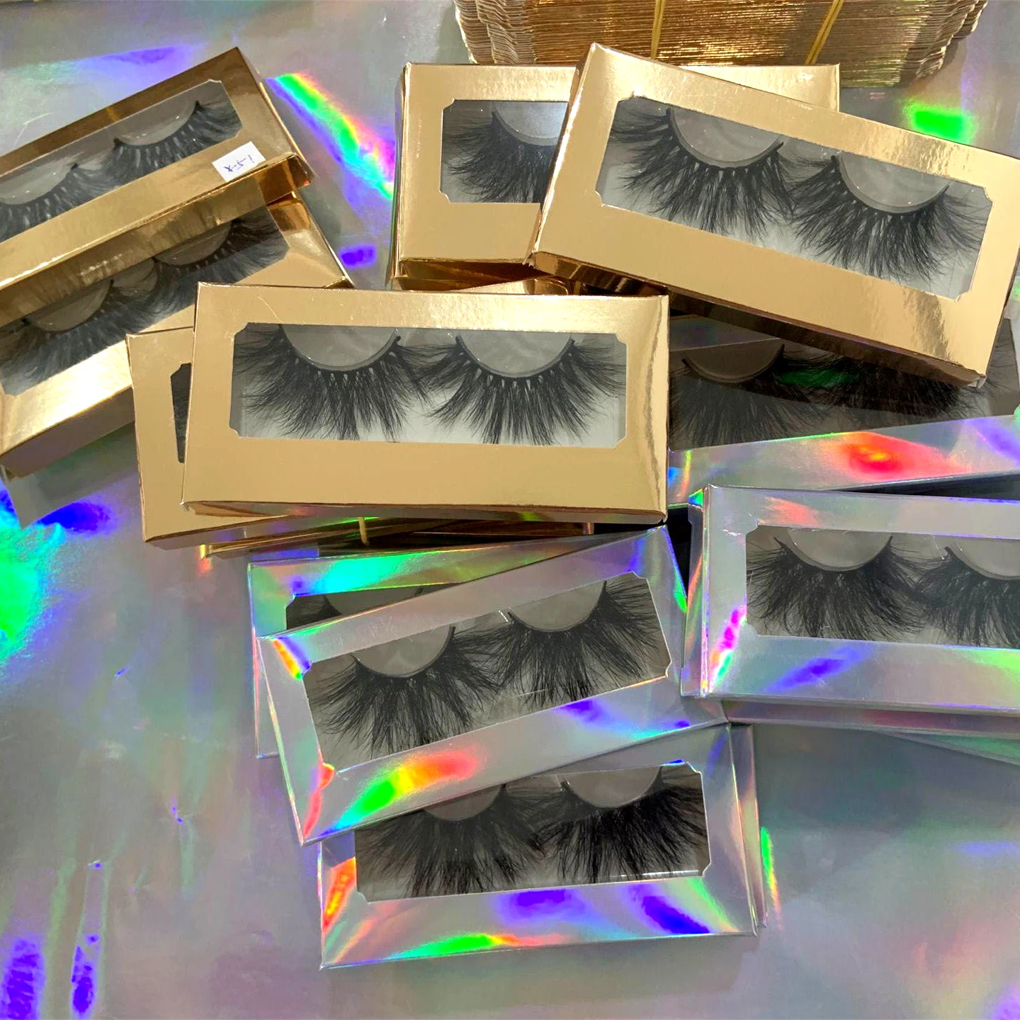

Wholesale 100% Cruelty free 3d mink full strip eyelashes 3D Mink Lashes 25mm Real Siberian Mink Eyelashes private label, Natural black