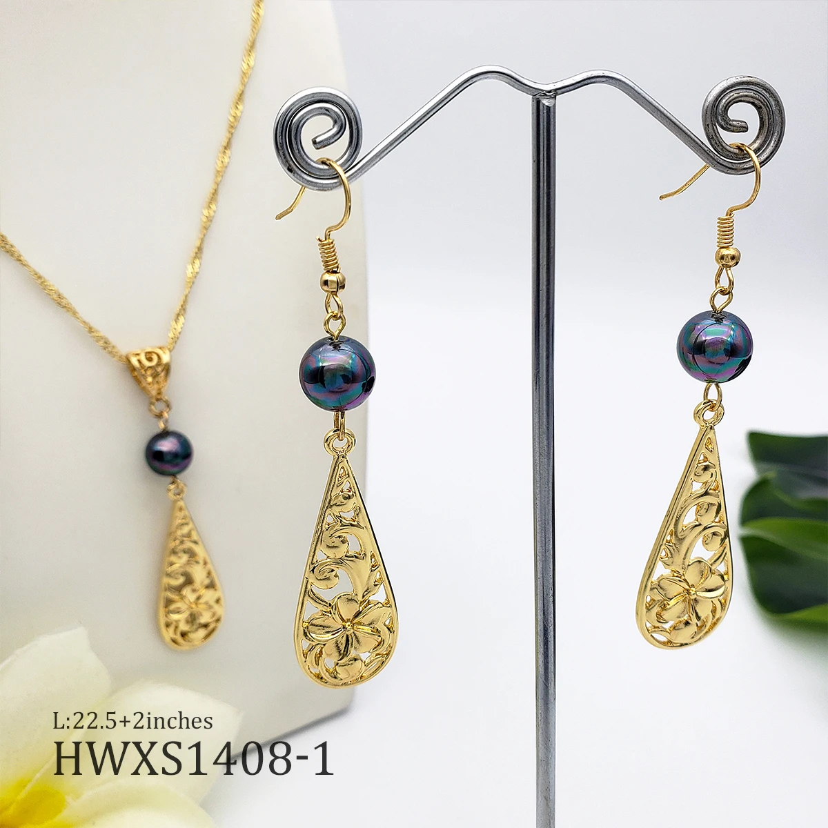 

Hot Sale Hawaiian Jewelry Hollow Flower Water Drop Design Shell Pearl Gold Plated Earrings Wholesale For Women