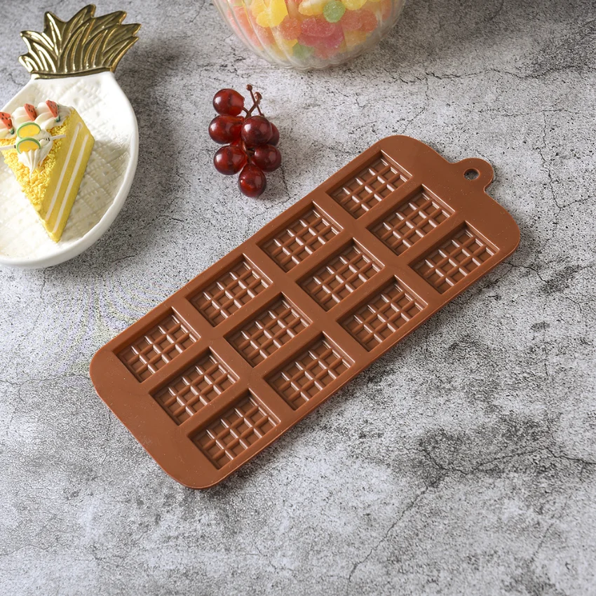 

Wholesale 12 Cavity Waffle Shape Baking Dishes&Pans DIY Cookies Candy Chocolate Baking Cake Tool Mold Silicone Mold