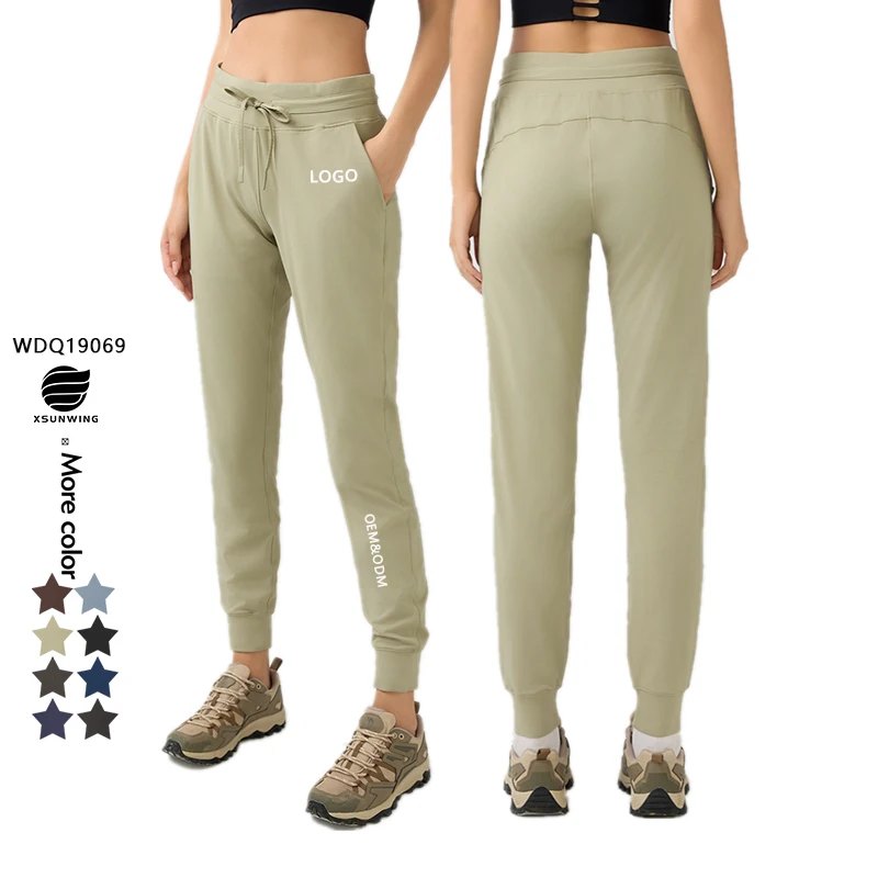 Xsunwing Custom LOGO Ladies Bodybuilding Sweat Pants With Pockets Workout Jogger Sports Gym Tapered Sweatpants Women WDQ19069