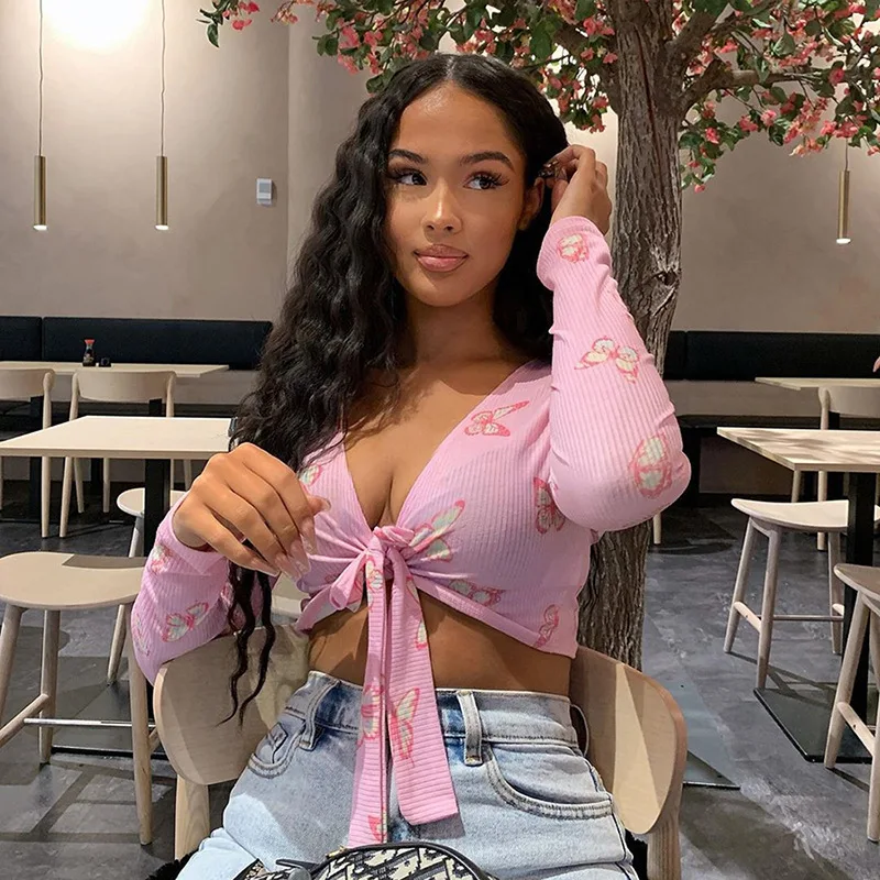

Hot Summer 2021 Sexy Crop Top Butterfly Print Long Sleeve Bandage V-neck Shirt for Young Girl and Women Sweet Cute Pink T-shirt