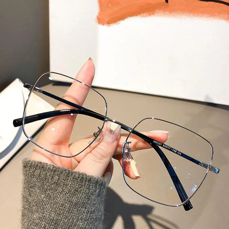 

08022 2023 Oversized Square Eyewear Retro Anti-blue Light Blocking Glasses Women Metal Frames Optical Computer Eyeglasses