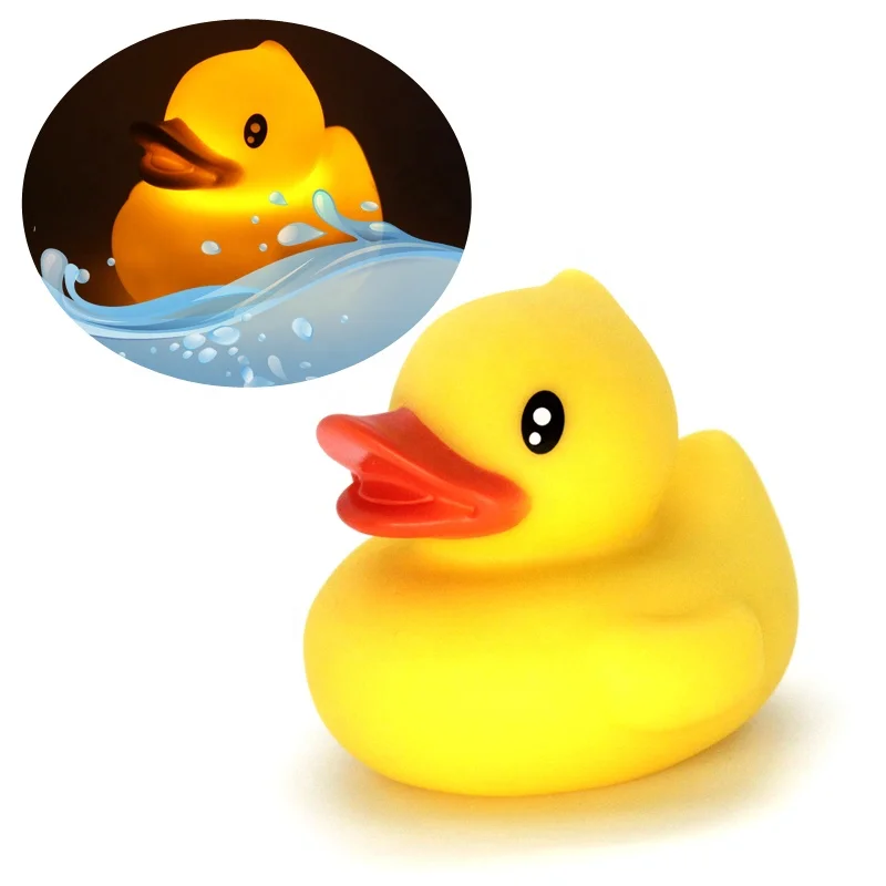 
Water floating animal swimming play light up baby bath toy yellow rubber bath duck 