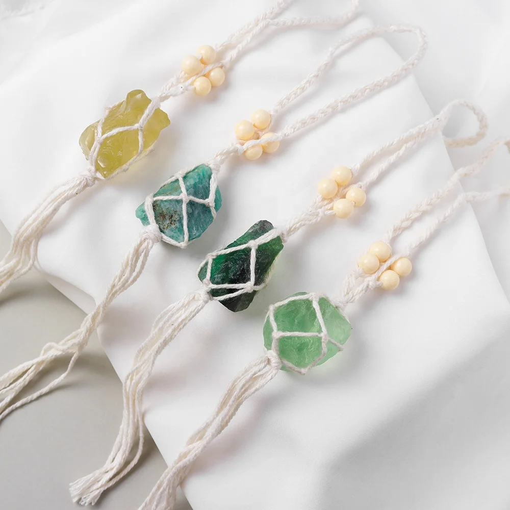 

2021 Healing Crystal Pendant Car Accessories Interior Natural Multicolor Stone Car Mirror Pendant Hanging Decoration, Pictures shown