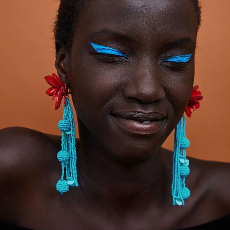 

2020 Elva jewelry Fashion accessories zircon tassel stud earrings Ladies Ear Ring Trending gold jewelry