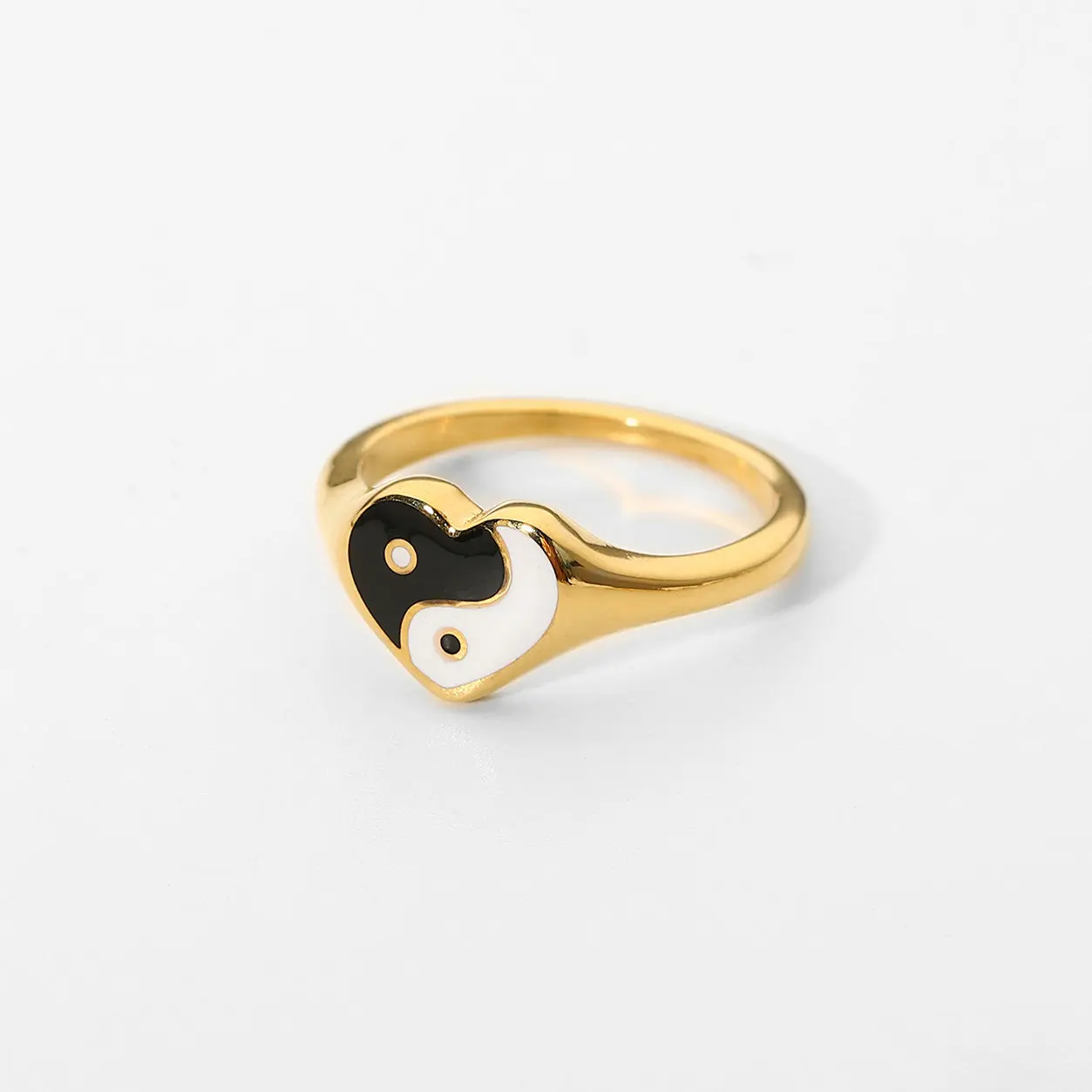

2021 New Trendy Stainless Steel Heart Shape Yin Yang Tai Chi Finger Rings For Women