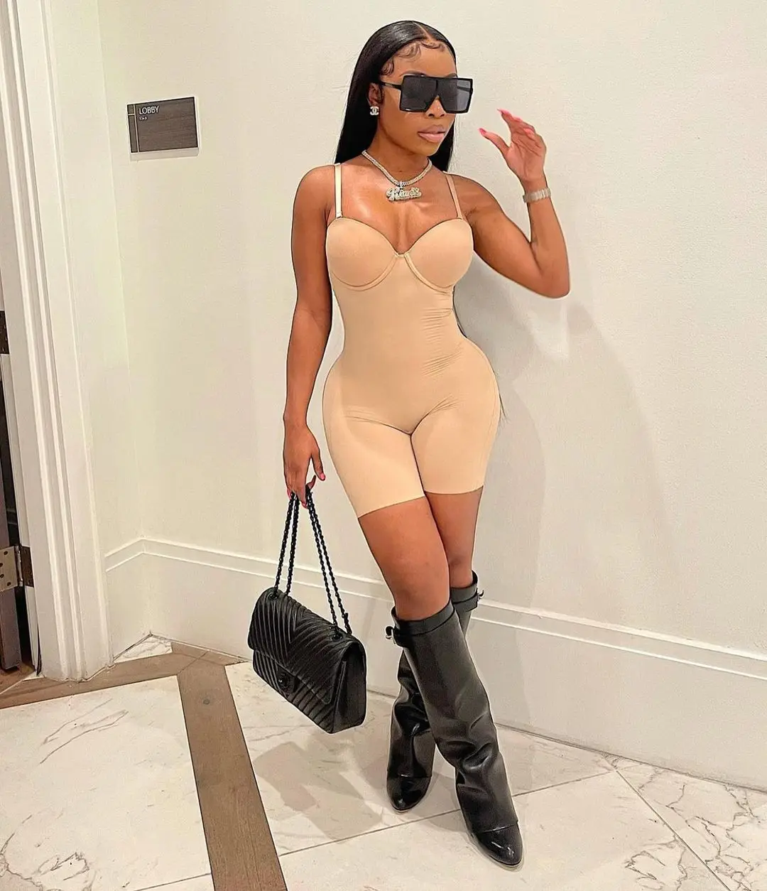 

New Arrivals 2022 Ladies Clothes Sexy Trending Women One Piece Halter Short Jumpsuit With Chest cotton Sexy Jumpsuits for Women, Picture color