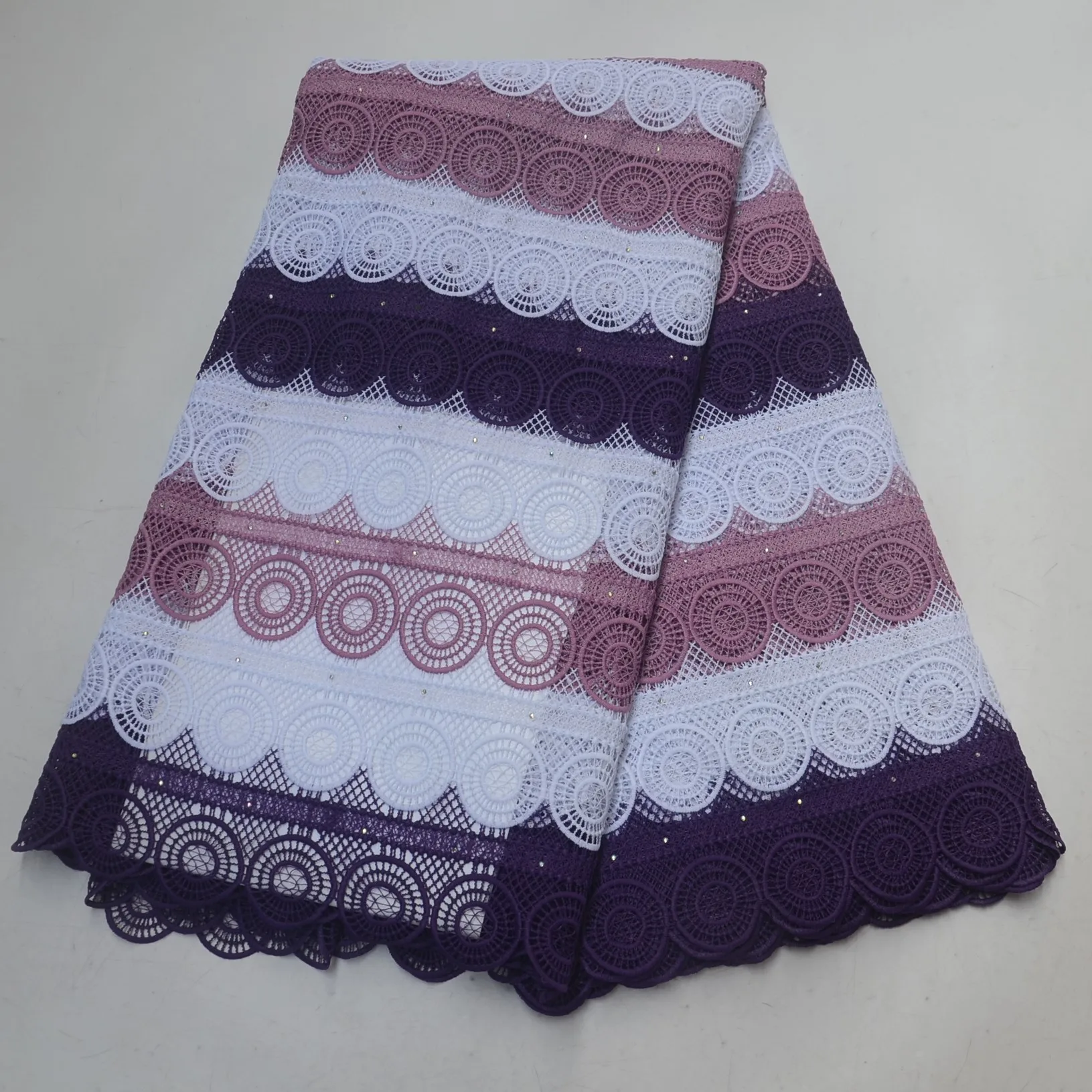 

2019 Guipure 3d lace trim bridal new fashion white embroidery cord lace heavy cord lace fabric