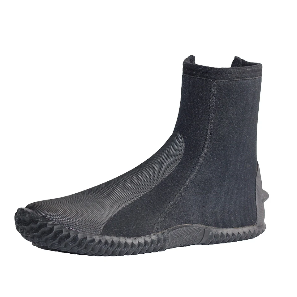 

Neoprene diving boots