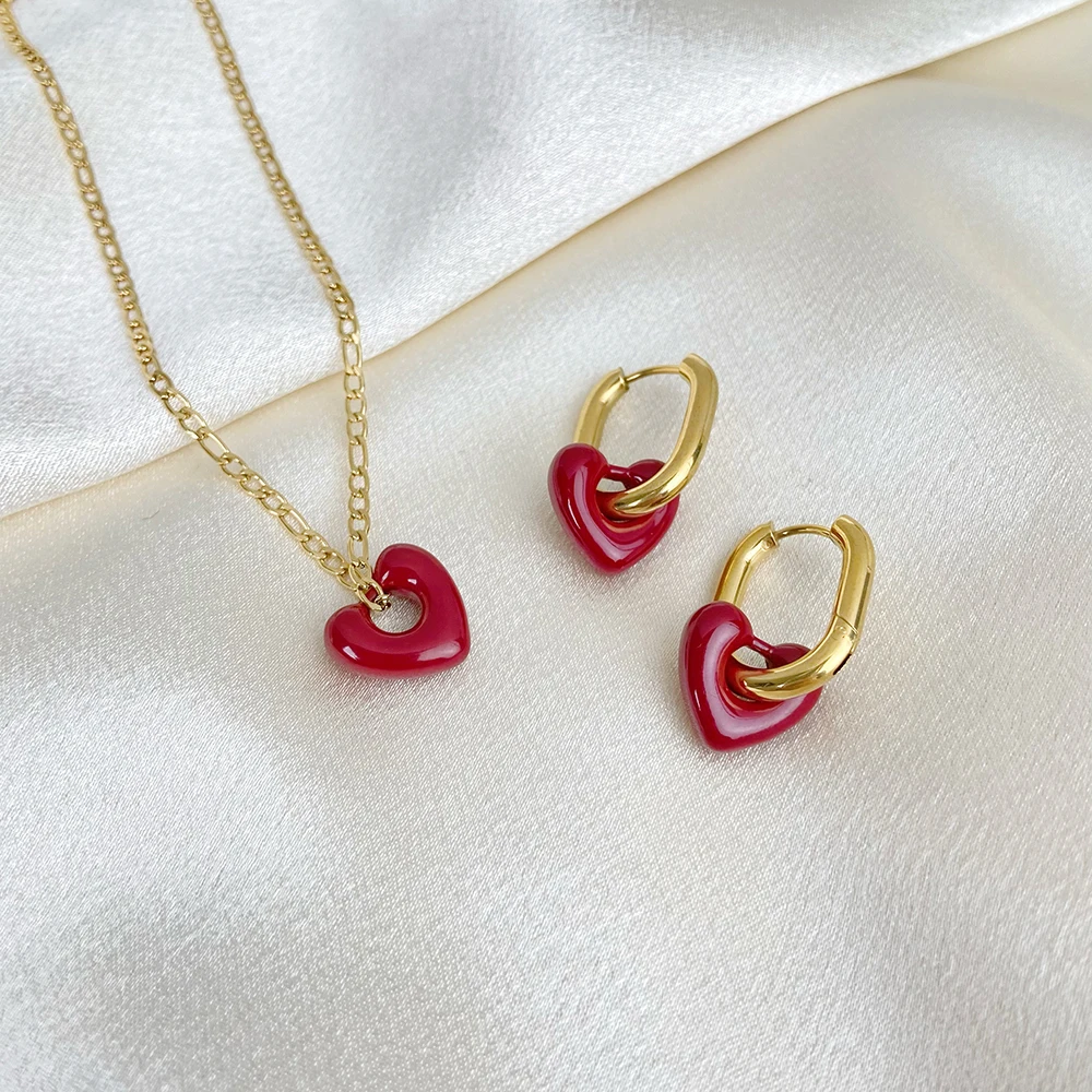 

2024 New Fashion Jewelry 18k Gold Plated Stainless Steel Plum Color Open Heart Necklace Earrings Jewelry Set