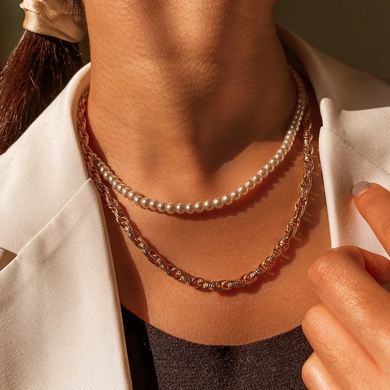 

Retro Double Layered Twisted Chain Pearl Choker Necklace women, Gold