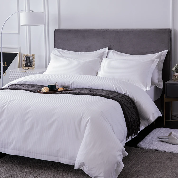 
Easton Hotel supplies customizable high quality 100% cotton hotel bedding sets comforter bedsheets bedding set 