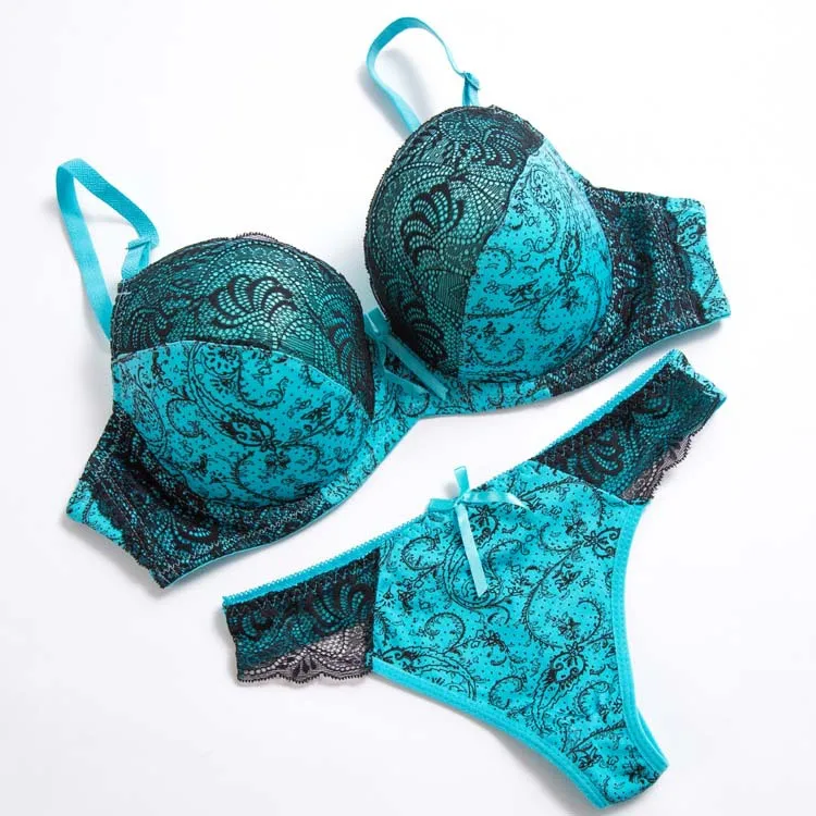 

2020 contrast color retro embroidery Deep-v Gathered lace push up Underwire bra panty set