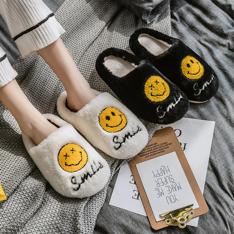 

MMX168 High Quality Smiley Face Slippers For Couples 2021 Winter High Quality Plush Slippers, White pink grey green blue