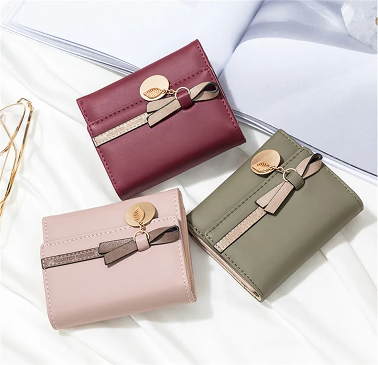 

Small Wallets For Women Stylish Leaf Pendant Ladies Wallet Hand Pouch With Bow Cover Closure Credit Card Holder Coin Purse, Multi