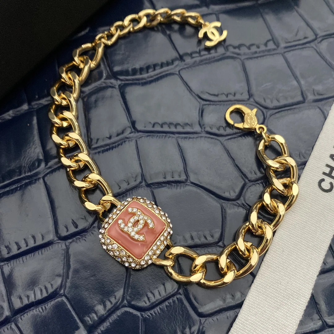 

MAI Channel CC Crystal Bracelets Gold plated Bracelet Link Chain Jewlery Wristband 2020 Wholesale Fashion for Ladies Women
