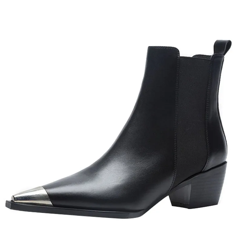 

Trendy brand women boots white and black color Europe popular young girl ankle boots, Black/white