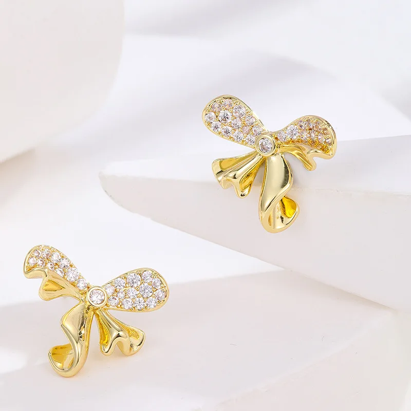 

Vintage Style Bling Bling Cubic Zircon Bowknot Earrings 18K Gold Plated Micro Pave CZ Bowknot Stud Earrings