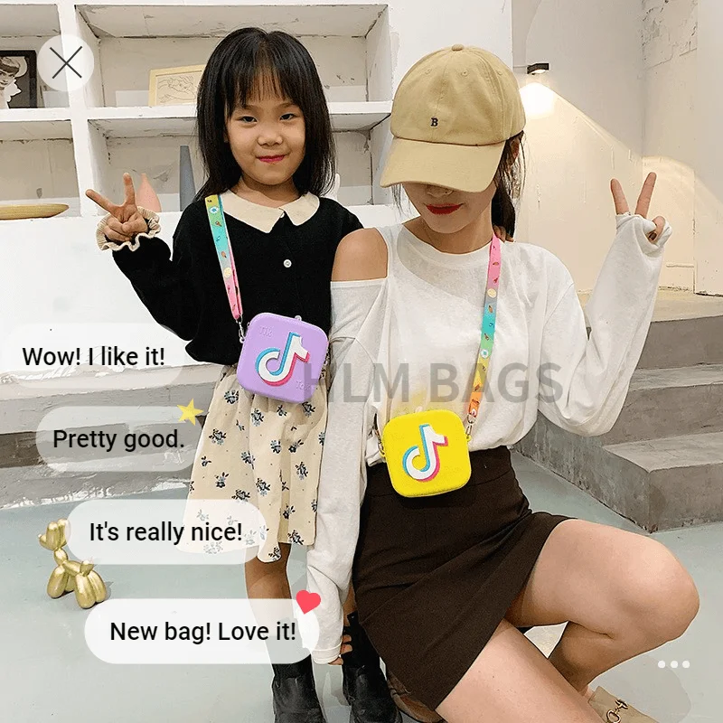 

2021 Custom Fashion Zipper Mini Purse Cartoon Tik Tok Pattern Square Coin Purse for lady and kids, Picture shows