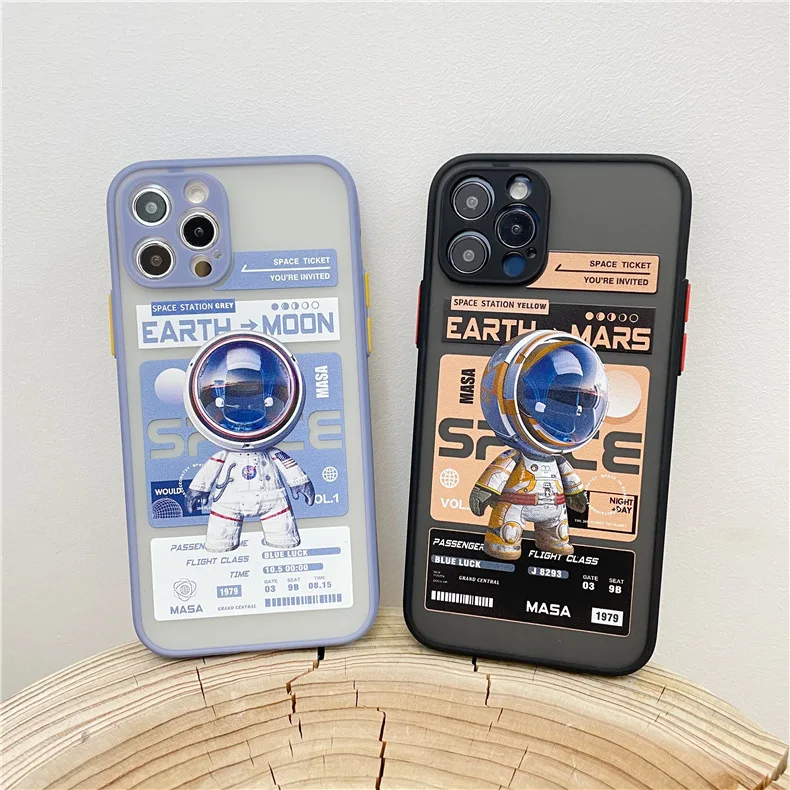 

2021 Special Tickets Case With The Astronauts For iPhone 11 Phones Case iPhone 11 Pro Max For iPhone Case, Multi colors