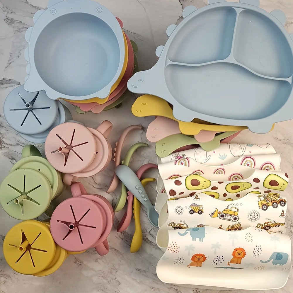 

Custom Logo Eco Friendly BPA Free Special Design Animal Shape Cute Silicone Baby Suction Dino Plate Silicon Kid Feeding Set