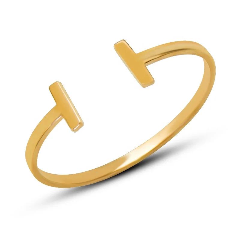 

2022 Versatile Geometric T-Open Women's Titanium Steel Plated 18k Gold Bracelet