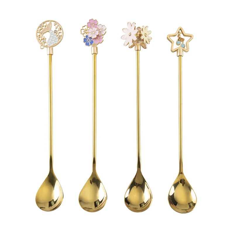 

Exquisite long handle Cherry Blossom star Daisy decorative gold-plated spoon set stainless steel 304 spoon and fork gift box set