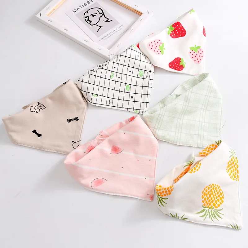 

New amazon hot selling Pet Dog Triangle Scarf for Spring/Summer Small Dog Saliva Scarf, As photo