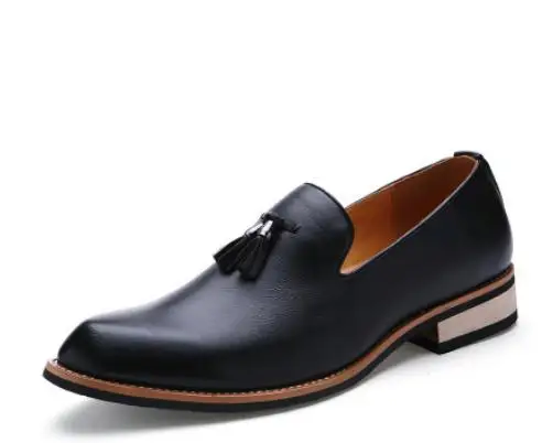 

2020 newest style hot sale casual men shoes slip on flat shoes tassels men loafers microfiber leather