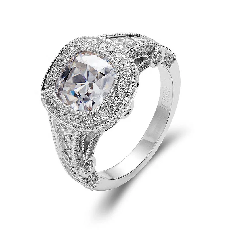

CAZY Newest Classical Style 18k White Gold Prong Setting Cushion Cut Moissanite Diamond Ring Jewelry Fine Jewelry Wholesale