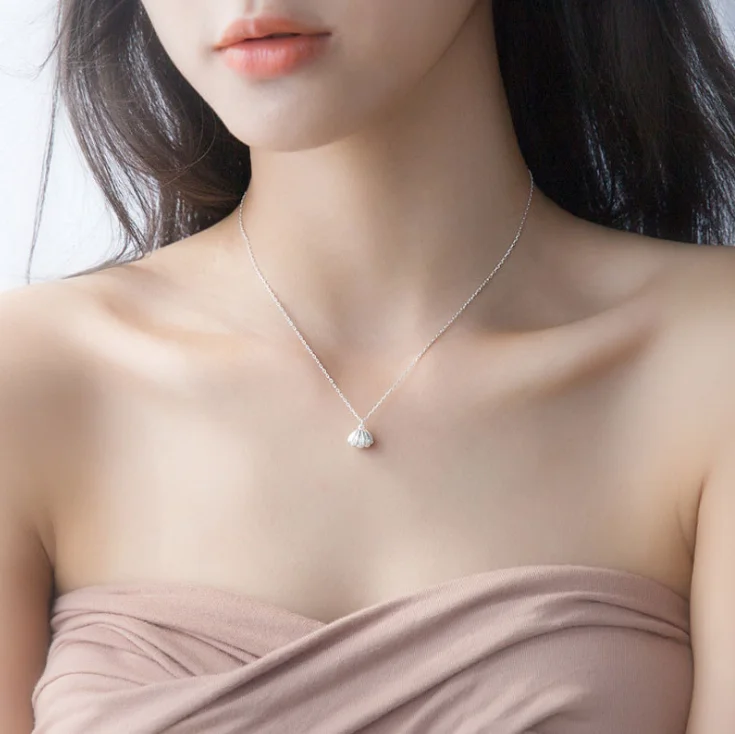 

925 Silver Simple Fashion Chic Pearl Shell Pendant Necklace Jewelry for Women