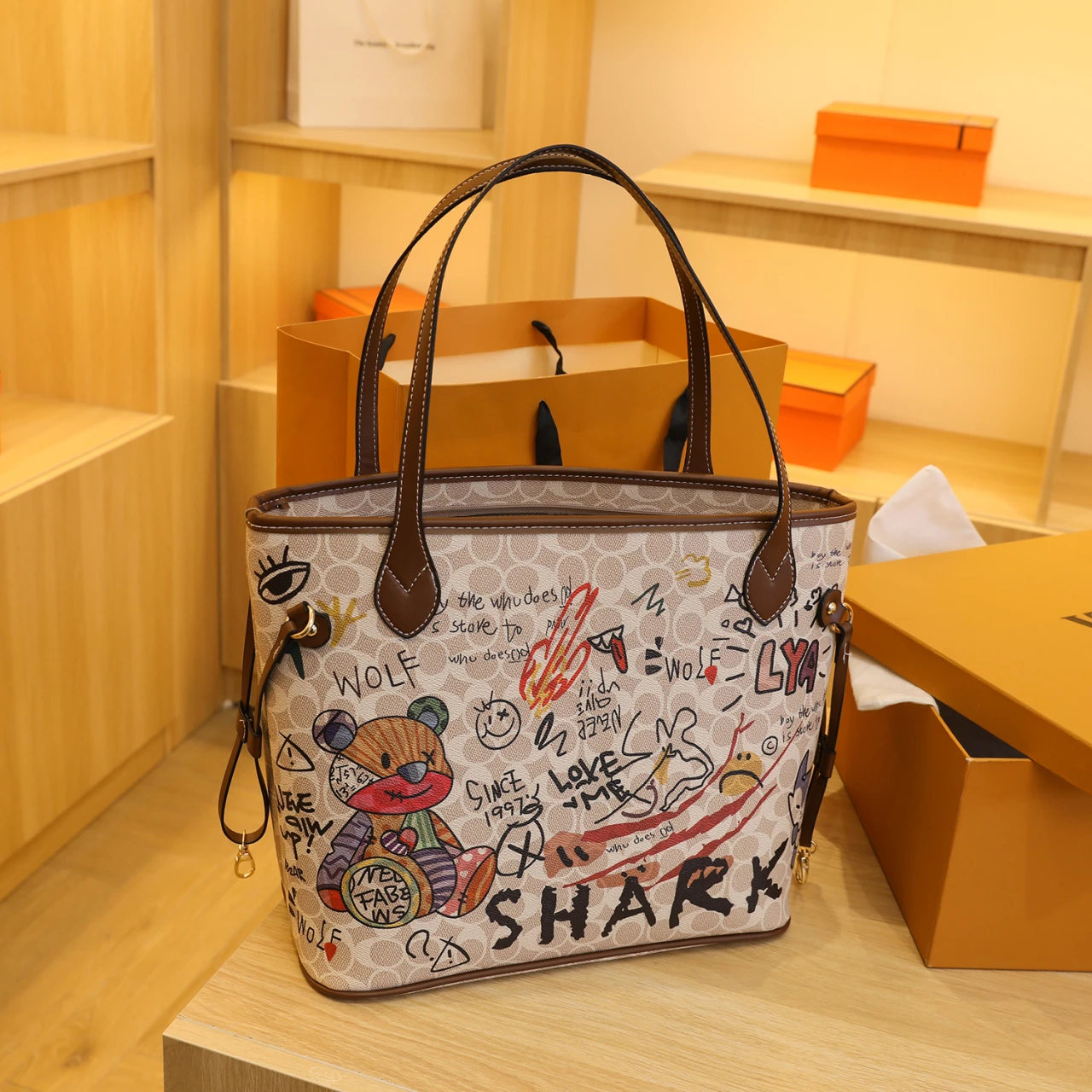 

Wholesale Handbags 2022 Designer New Women Hand Bags Fashion Bear Graffiti Women's Tote Bags Large Capacity Shopping Bags, Black