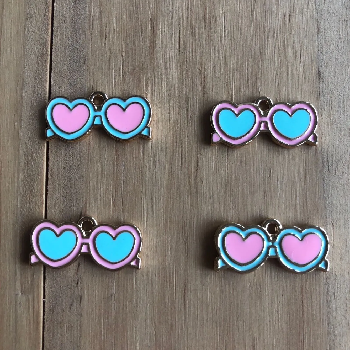 

cute color enamel summer sun glasses charms DIY heart stripe sunglasses charms for bracelet sun glasses beauty charms, Mix color