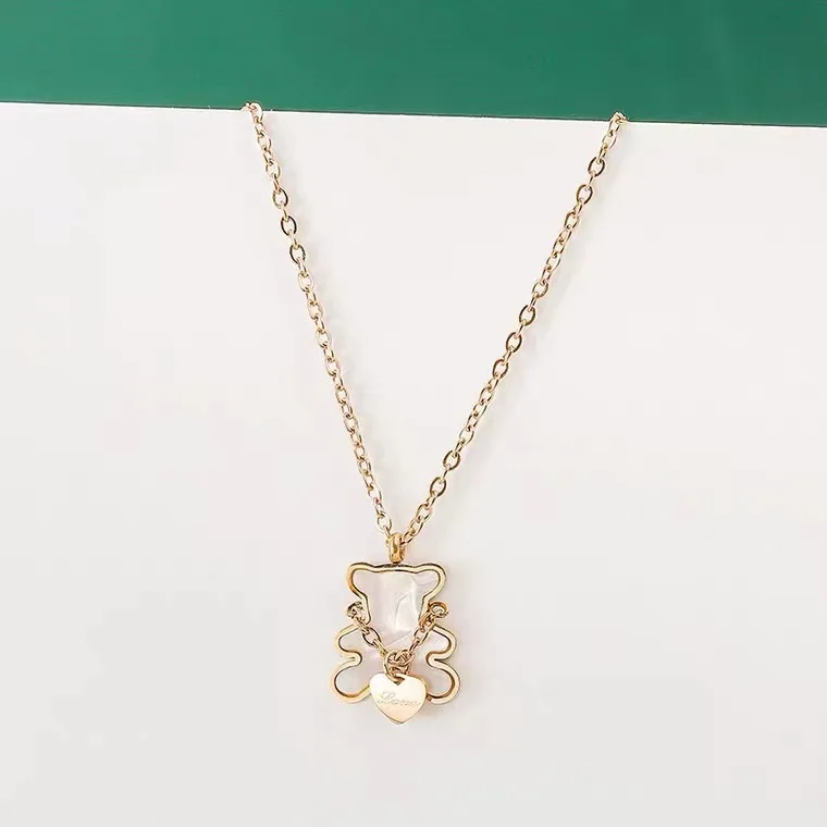 

Certified 18K Gold Love Bear White Shell Pendant AU750 Color Gold All-Match Partysu Pendant Water Shell Gold Wholesale