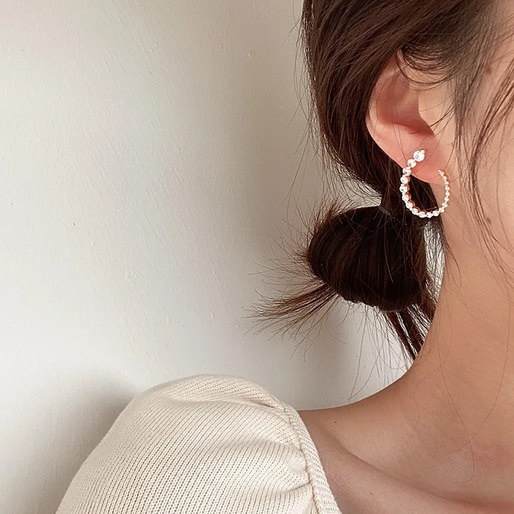 

Vershal 2021 Fashion Geometric Rhinestone 18K Gold Plated Earrings Minimalist Elegant Stud Earrings Jewelry