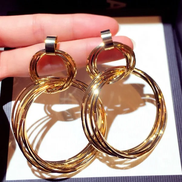 

New Trend Korean Dangle Earrings For Women Long Earrings Exaggerated Geometric Big Earrings Fashion Jewelry Gift, Picture shows