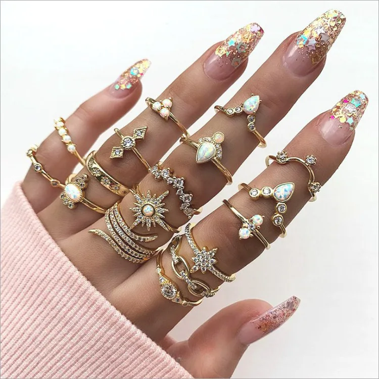 

Tocona Boho 17pcs/sets Luxury Clear Crystal Stone Wedding Ring Sets for Women Men Water Drop Flowers Sun Geoemtric Jewelry, Gold