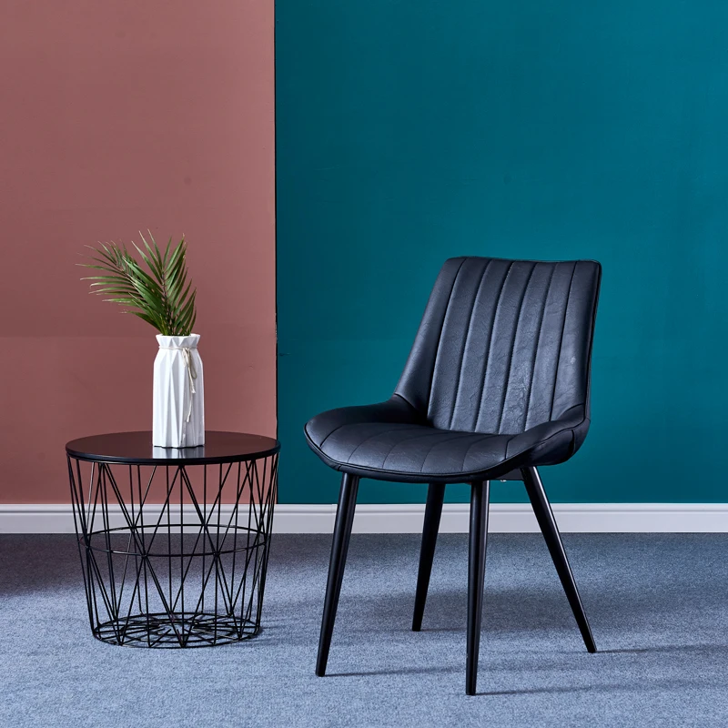 
Stock Wholesale leisure black design restaurant nordic metal luxury upholstered cheap modern leather dining chairs 
