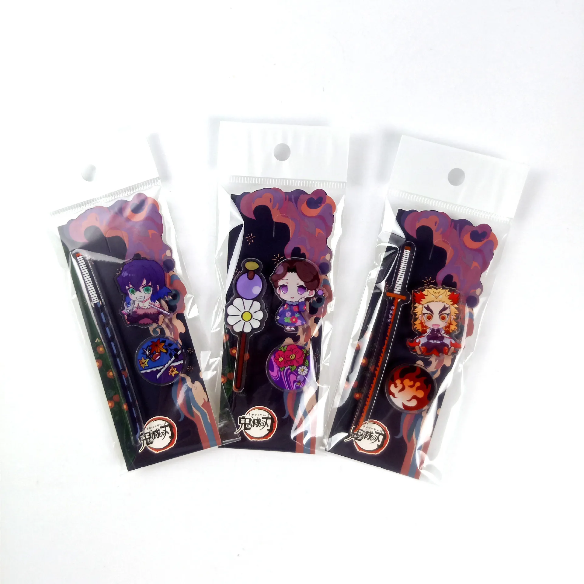 

Anime Demon Slayer Kimetsu No Yaiba Kamado Tanjirou Kamado Nezuko Cosplay Prop Acrylic Brooch Pins