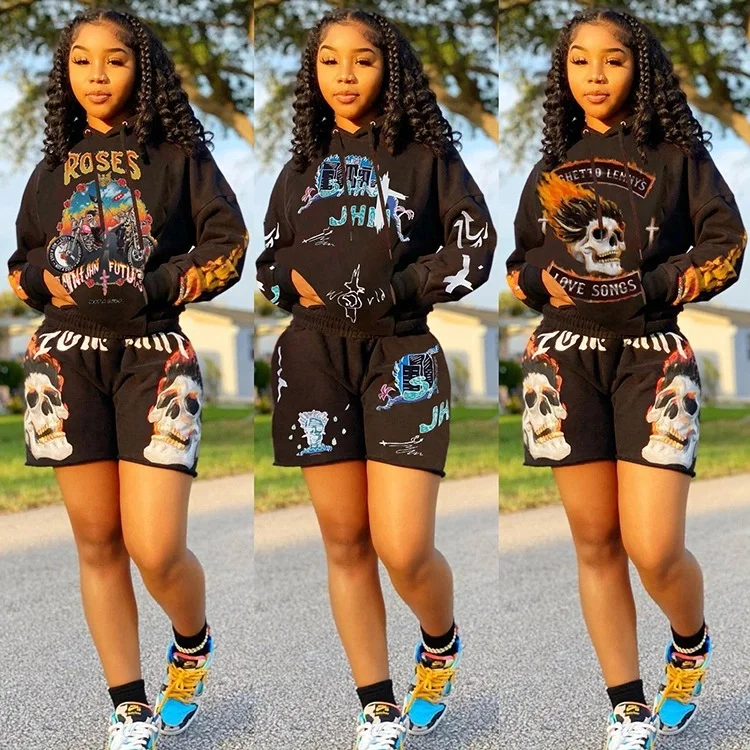 

Amazon Trendy Clothing Hot Selling Skull Hoodies With Cotton Shorts Two Piece Set Women Sweatsuit