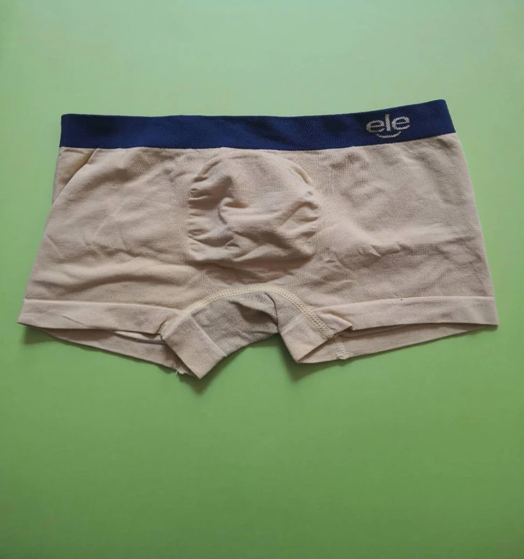 chicken yellow no smile.jpg