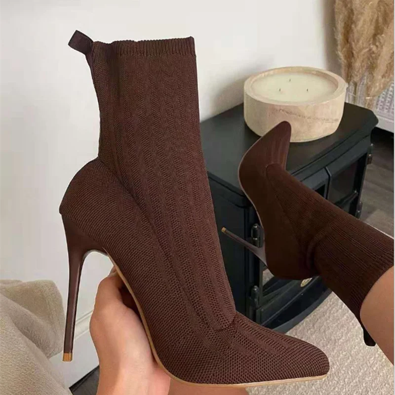 

2021 Solid Fashion Sock Boots Breathable Upper Stretch Short Booty Sexy Pointed toe Shoes Ankle Boots Women Plus Size 43, Black red coffee gray