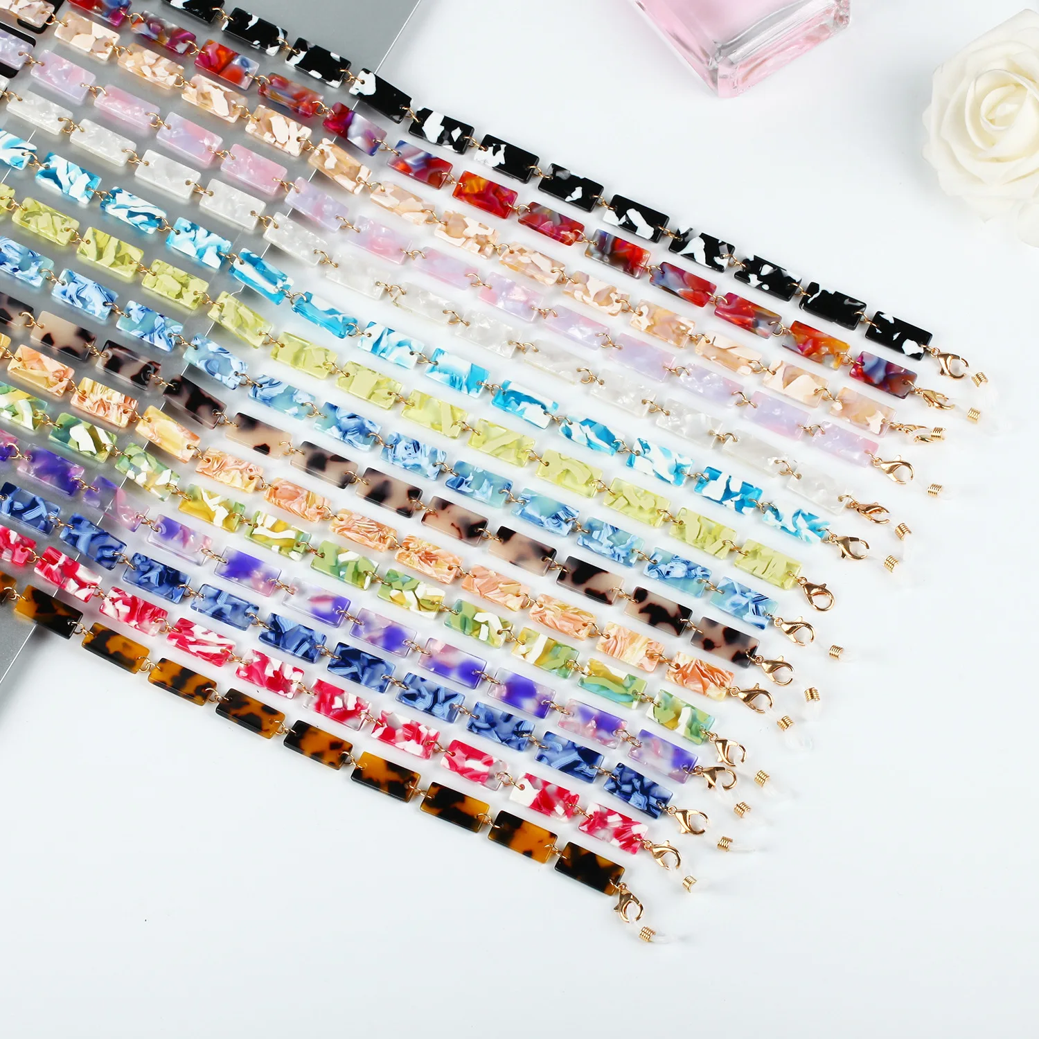 

Fashion Acrylic Acetate Chain For Sunglasses Masked Holder Square Acetate Acrylic Double Color Leopard Print Glasses Lanyard, As picture