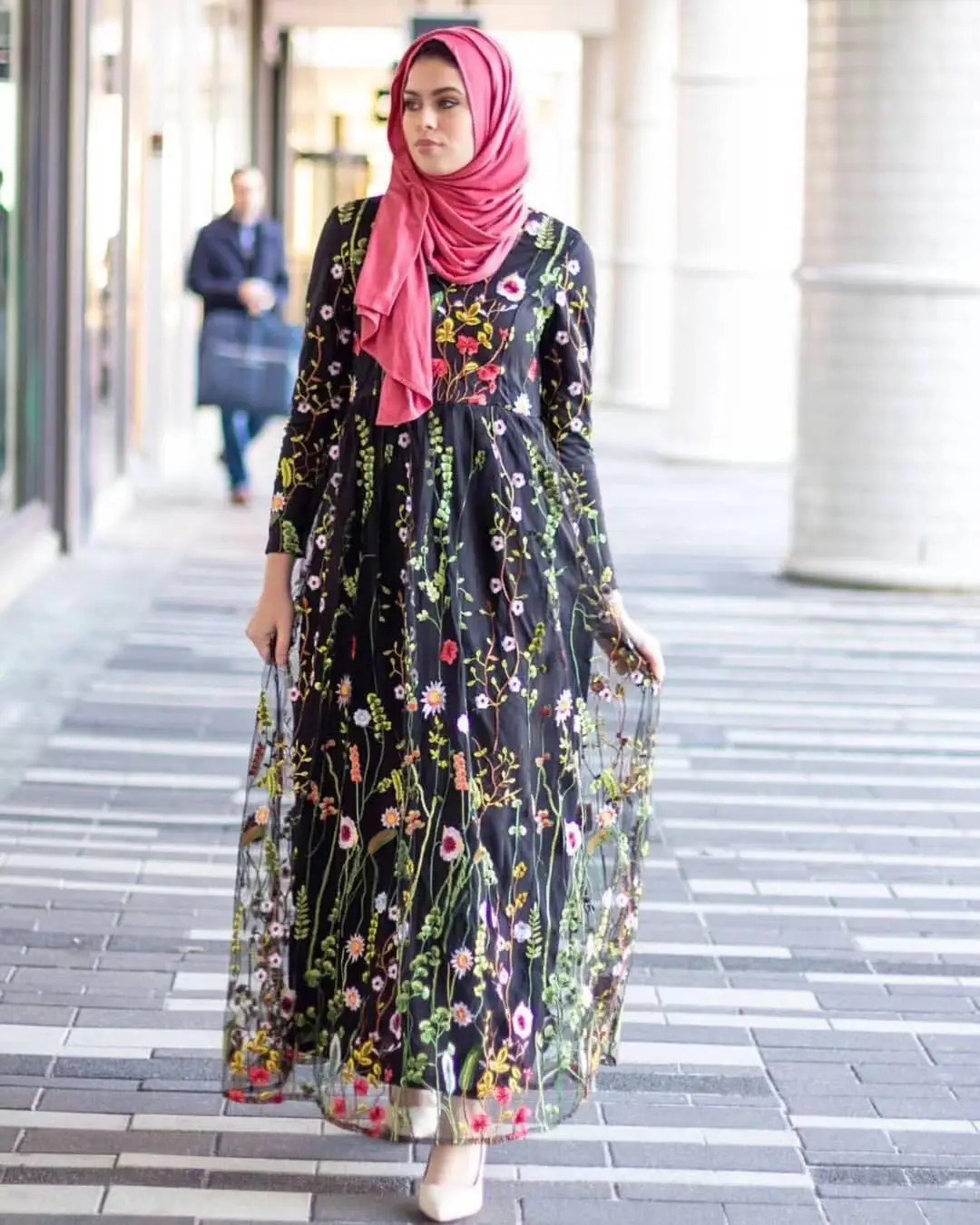 2019 Fashion Islamic Dress Flower Embroidery Lace Long Sleeve Beauti ...