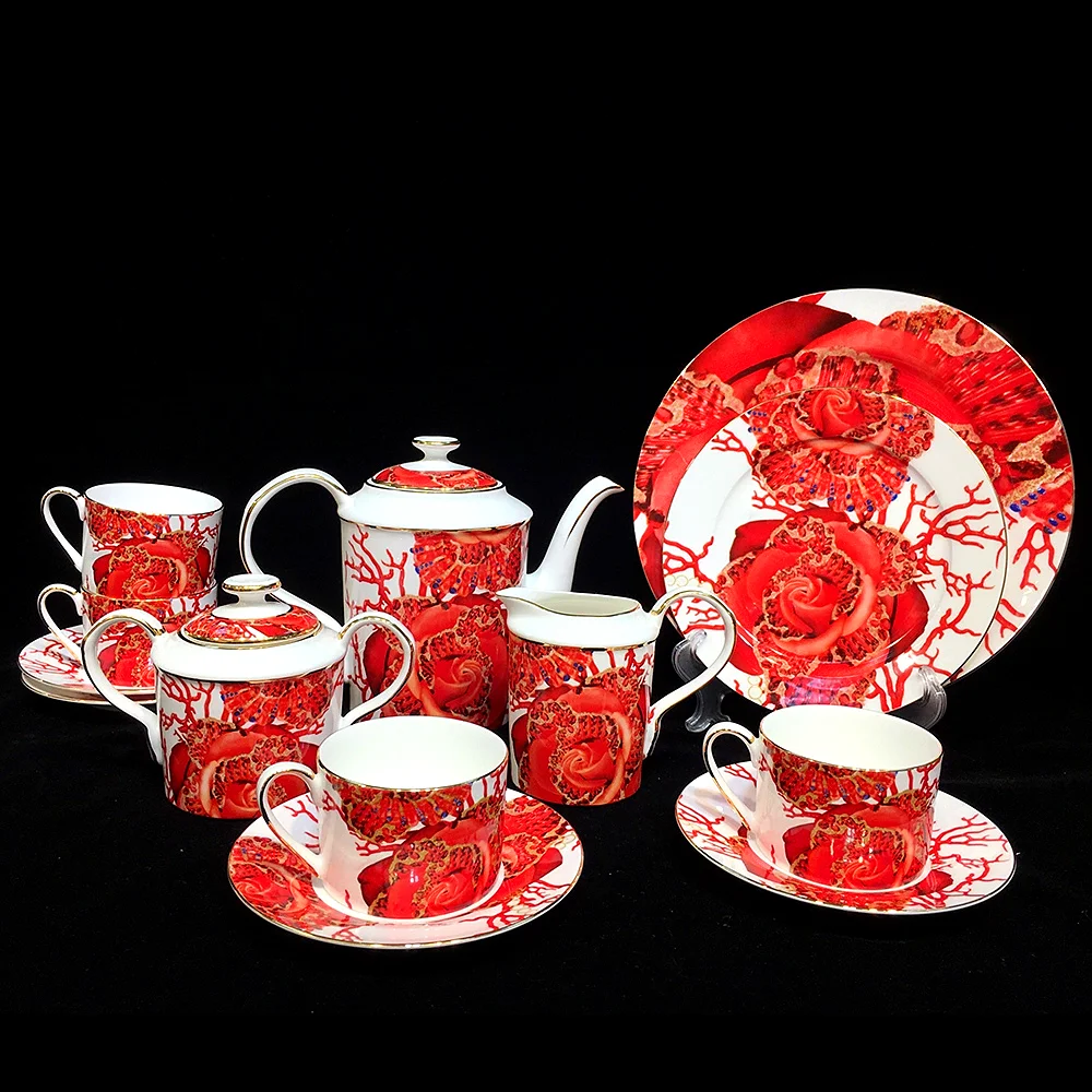 Luxury Elegant Fine Bone China Rose Pattern With Gold Rim Porcelain