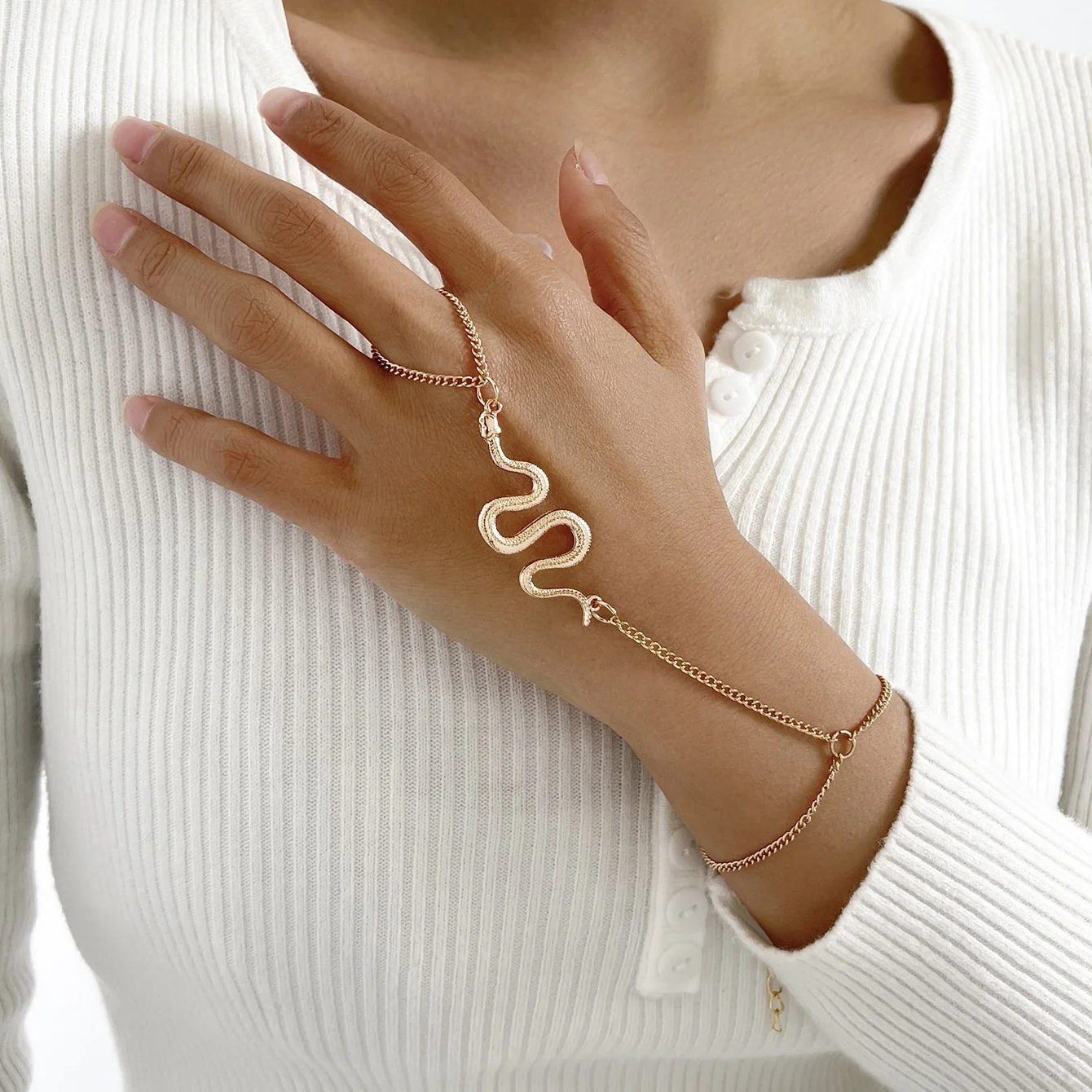 

Women's Personality and creative snake back chain metal bracelet, Gold