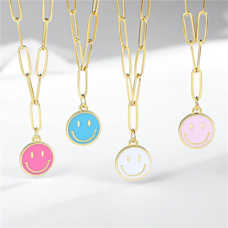 

Hot Sale Smiley Face Necklaces Gold Stainless Steel Paperclip Chain Simple Round Smile Necklace For Women