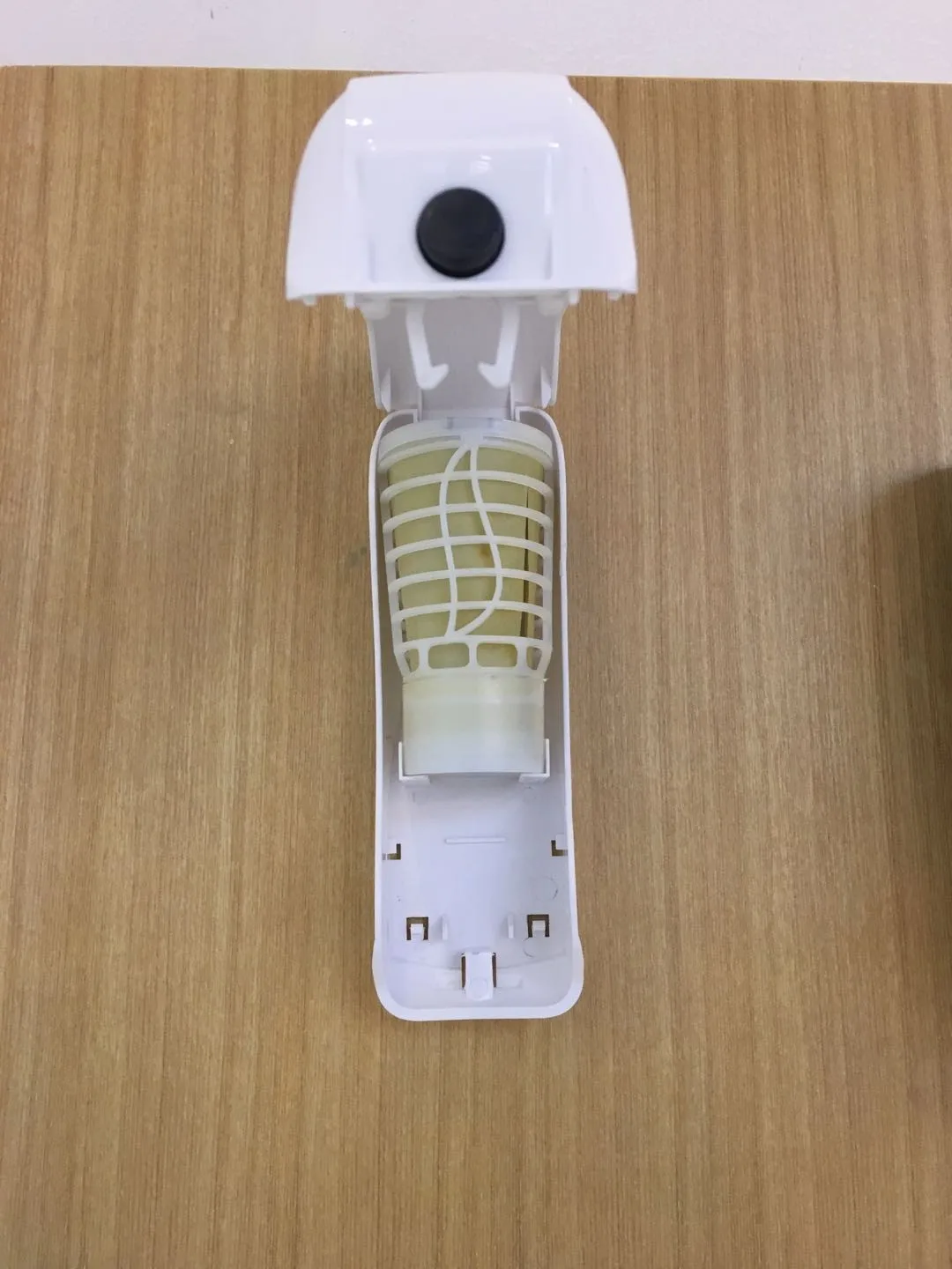 Commercial Continuous Odor Control System Refill Air Freshener Refill