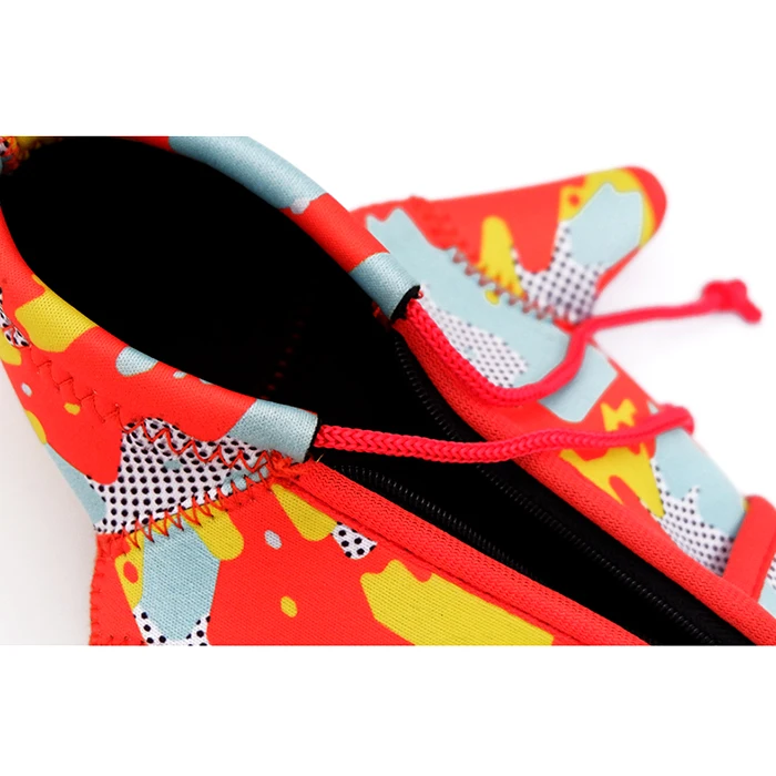 Fashion natural rubber hot water wine bottle pink covers